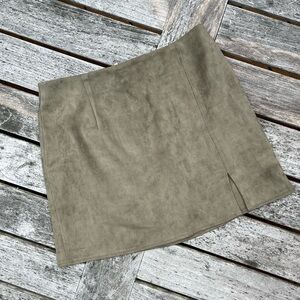 Boutique Green Suede Miniskirt